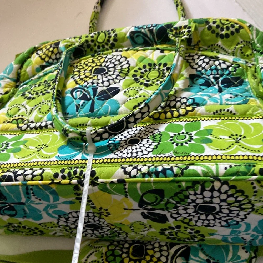 Vera BradleyFloral Green and Blue Women's Bag